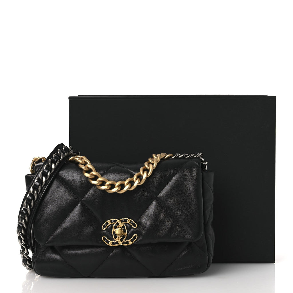 Lambskin Quilted Medium Chanel 19 Flap Black