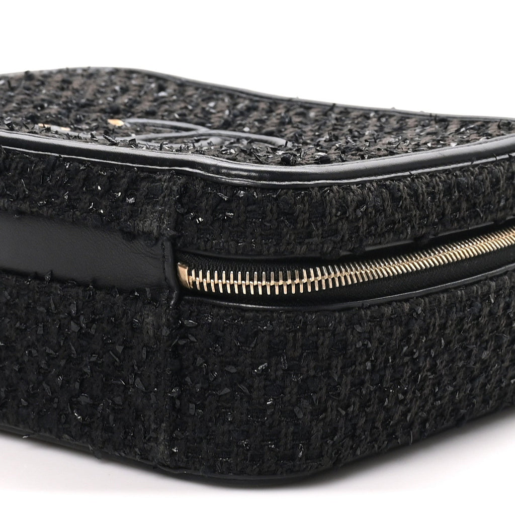 Tweed Quilted Medium CC Filigree Vanity Case Black