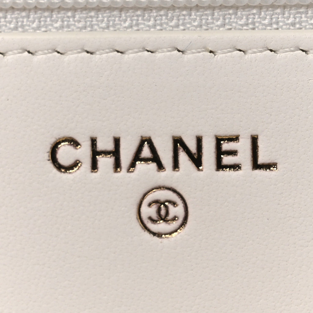 Lambskin Quilted CC Pearl Crush Wallet on Chain WOC White