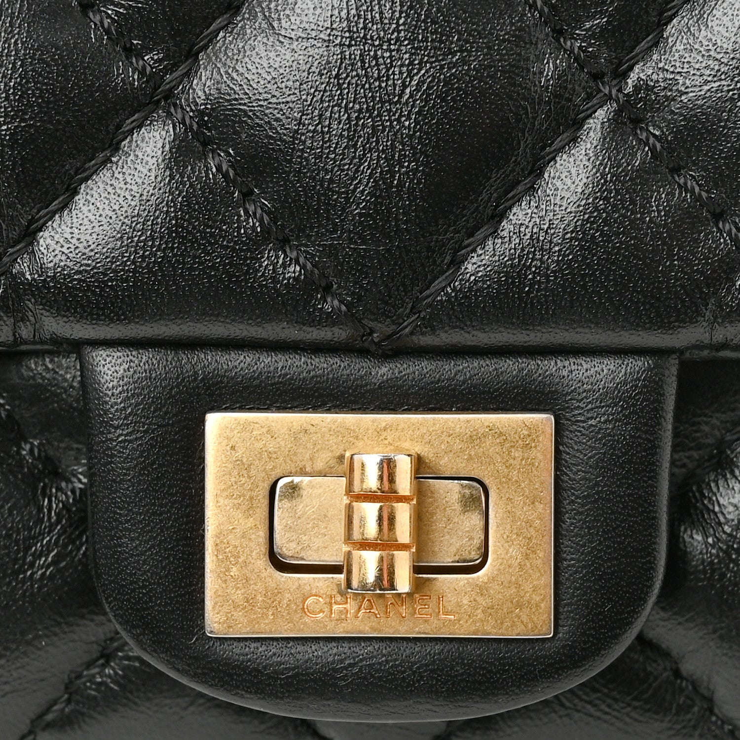 Aged Calfskin Quilted 2.55 Reissue Chain Waist Bag Black