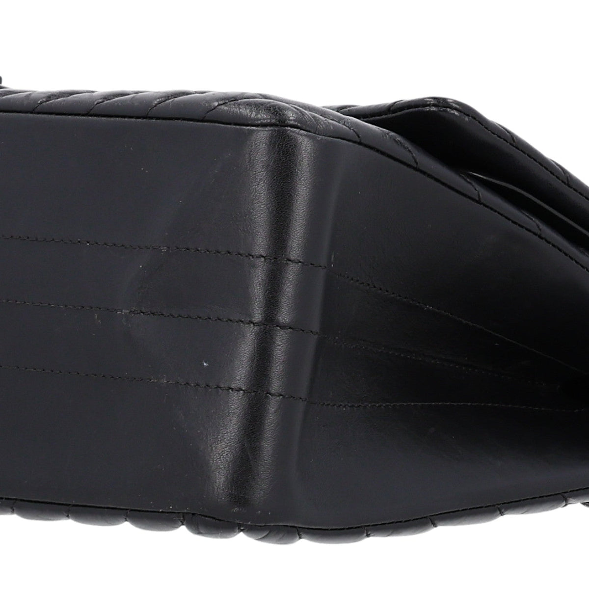 Aged Calfskin Chevron Quilted 2.55 Reissue 227 Flap So Black