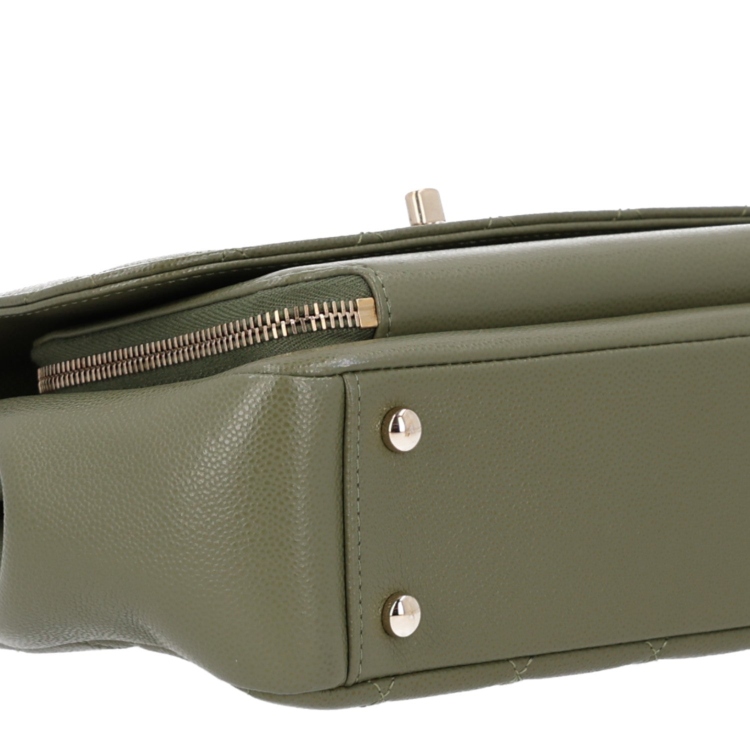 Caviar Quilted Medium Business Affinity Flap Green