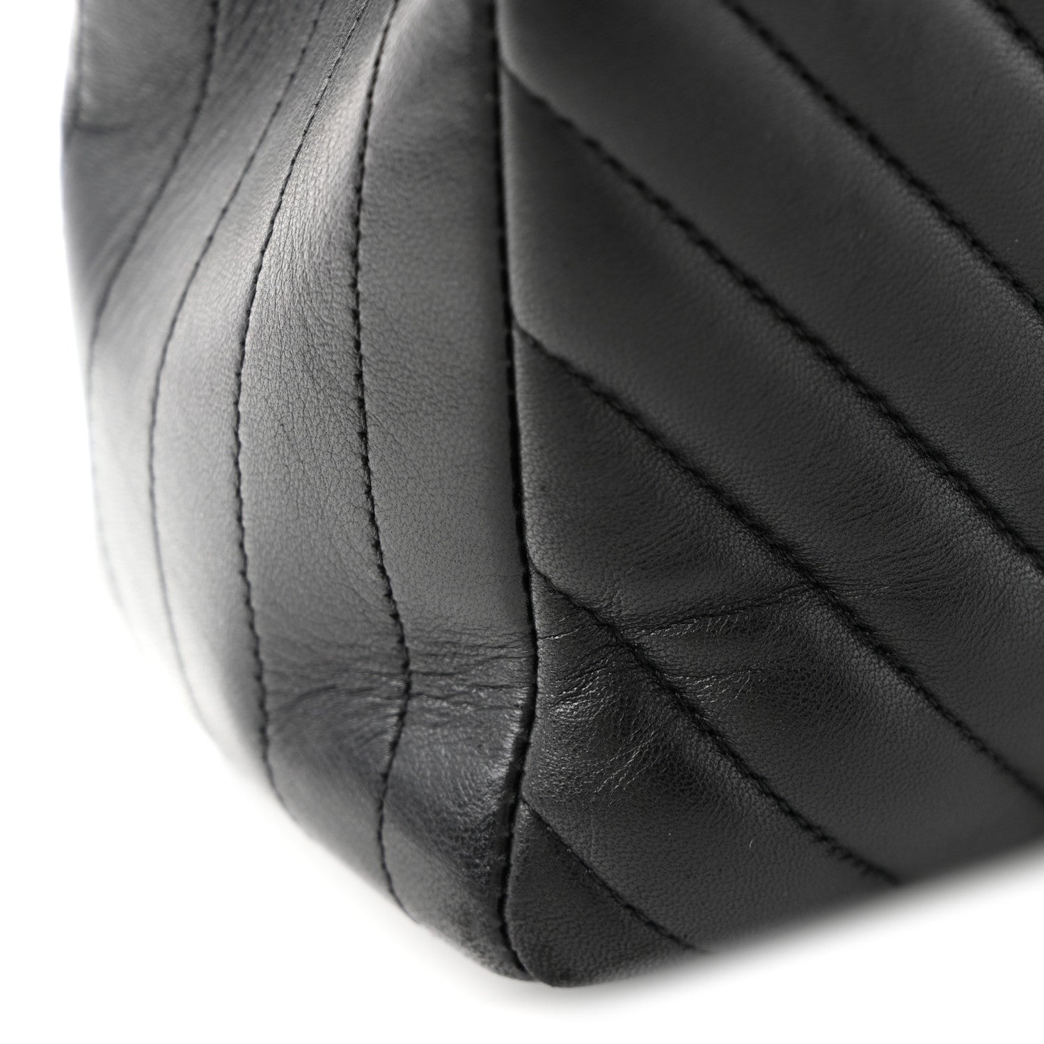 Lambskin Chevron Quilted Maxi Double Flap Black