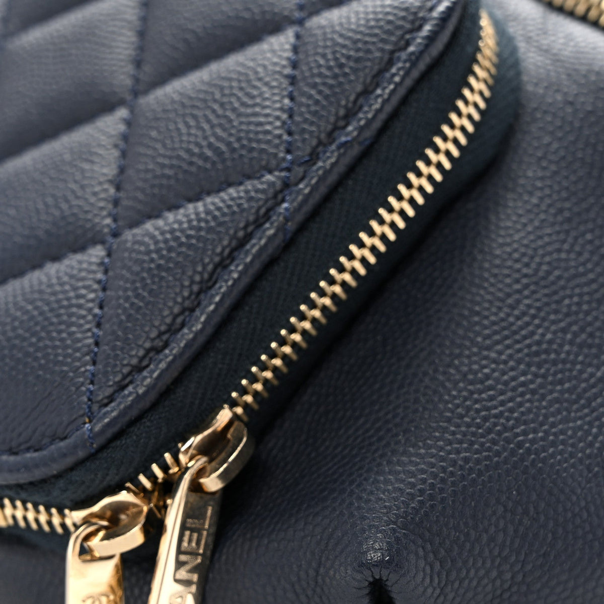 Caviar Quilted Business Affinity Waist Belt Bag Navy