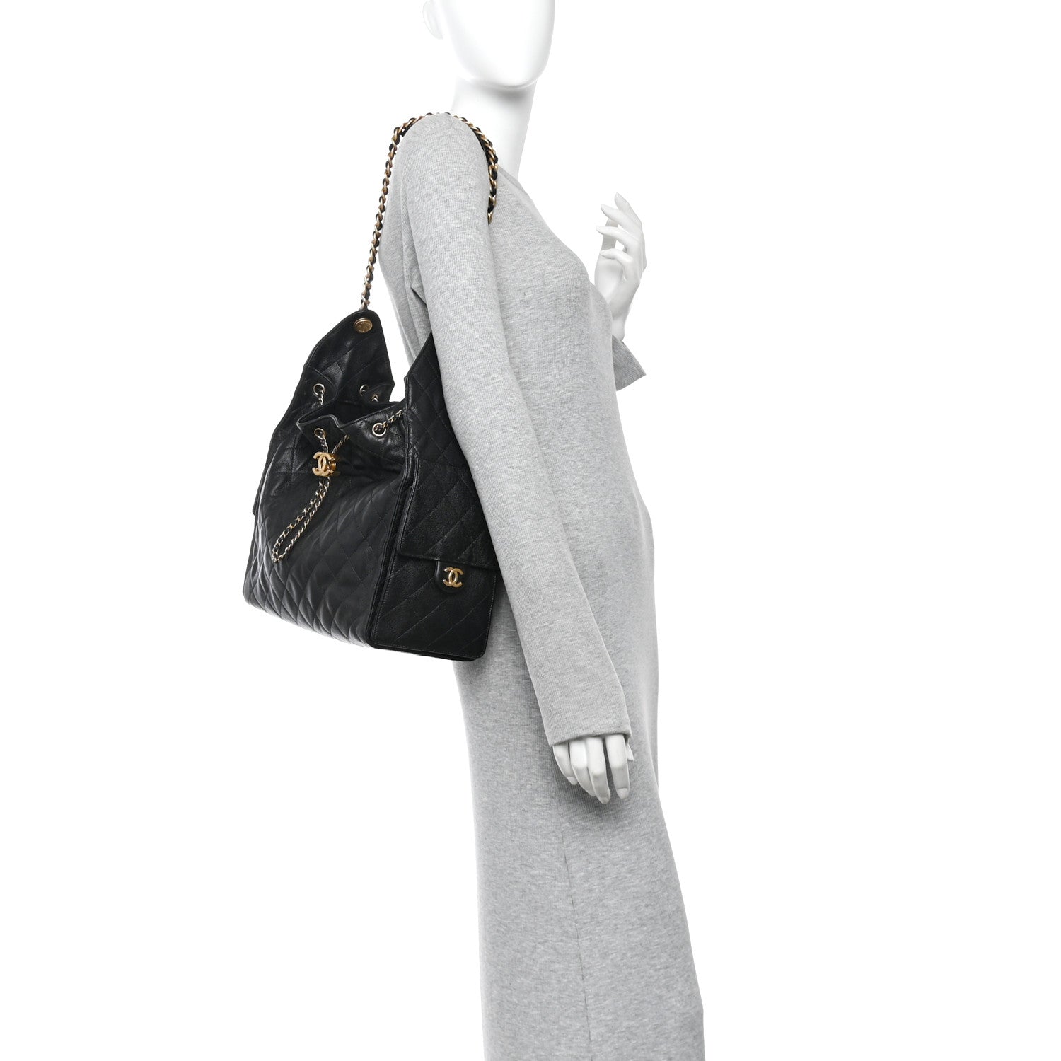 Caviar Quilted Medium Chanel 25 Handbag Black