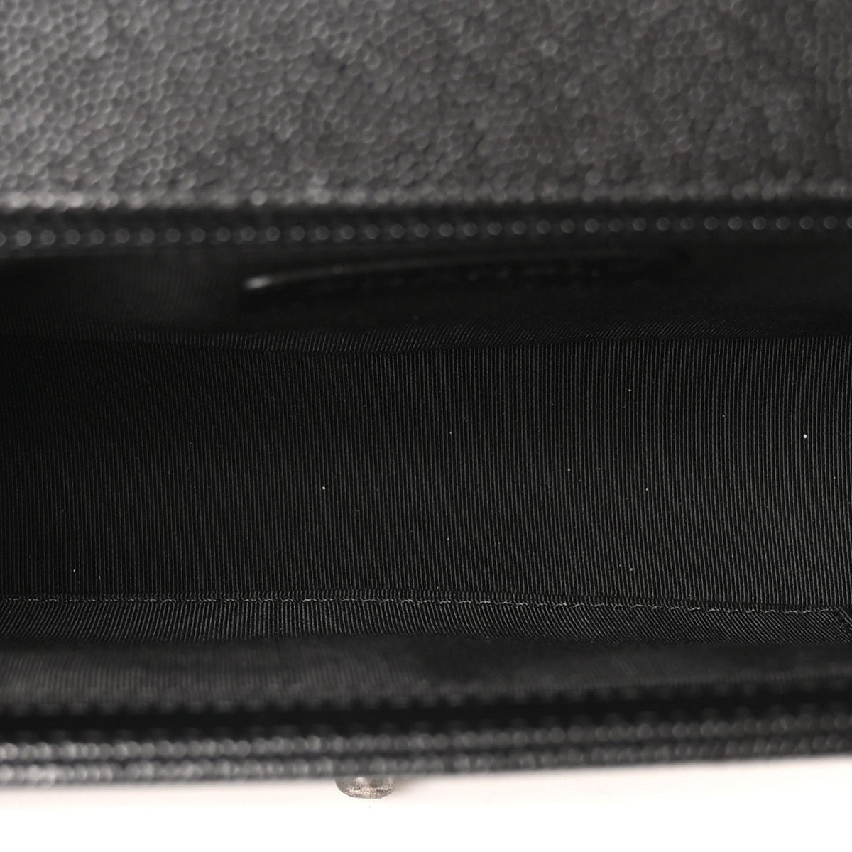 Caviar Quilted New Medium Boy Flap Black