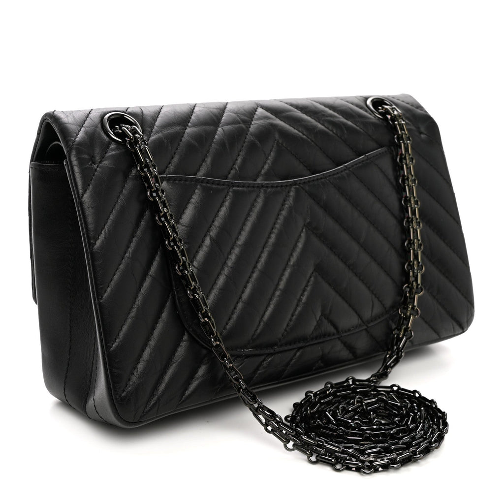 Aged Calfskin Chevron Quilted 2.55 Reissue 225 Flap So Black