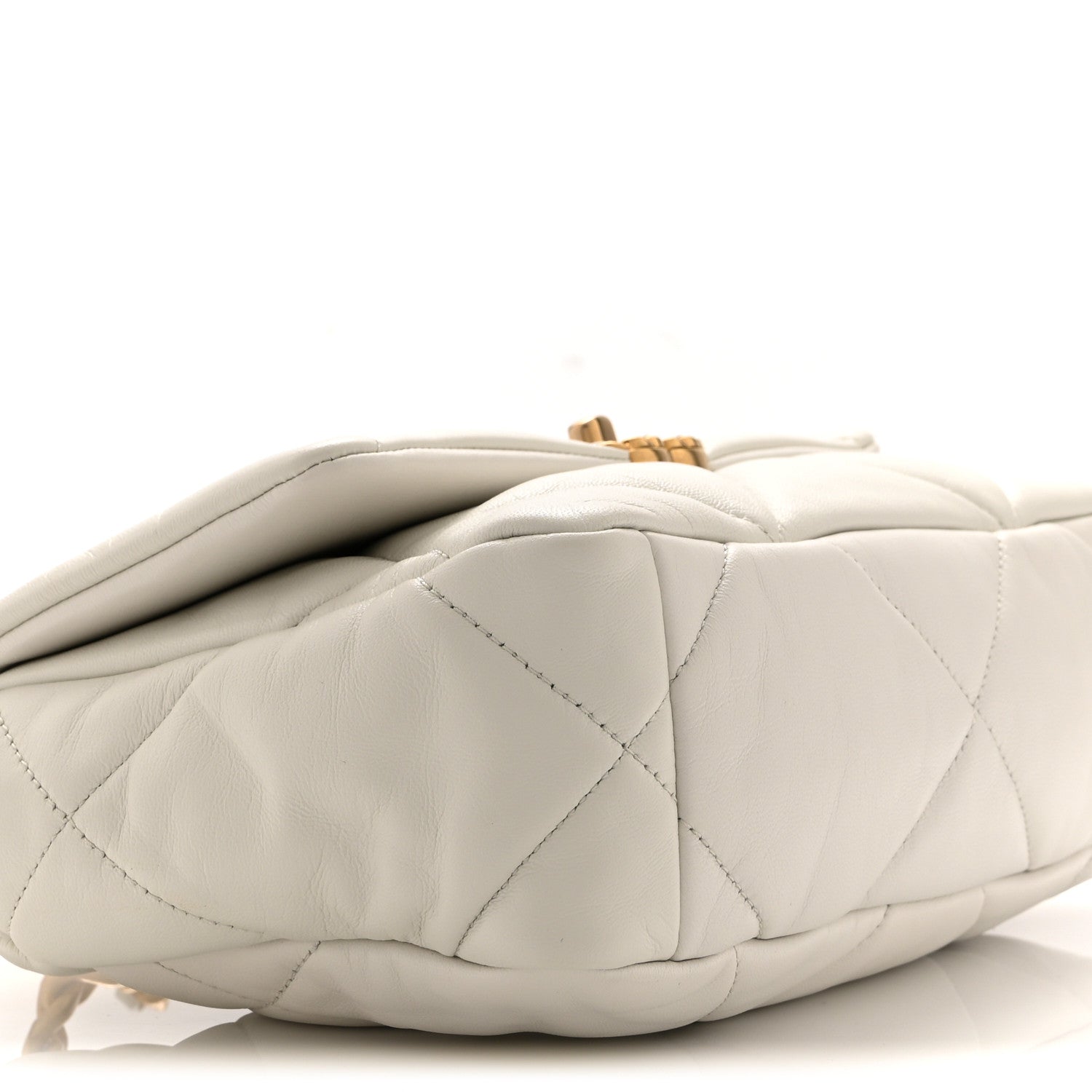 Lambskin Quilted Medium Chanel 19 Flap White