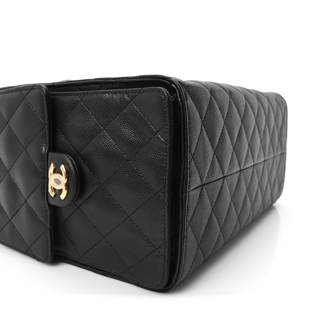 Caviar Quilted Medium Chanel 25 Handbag Black