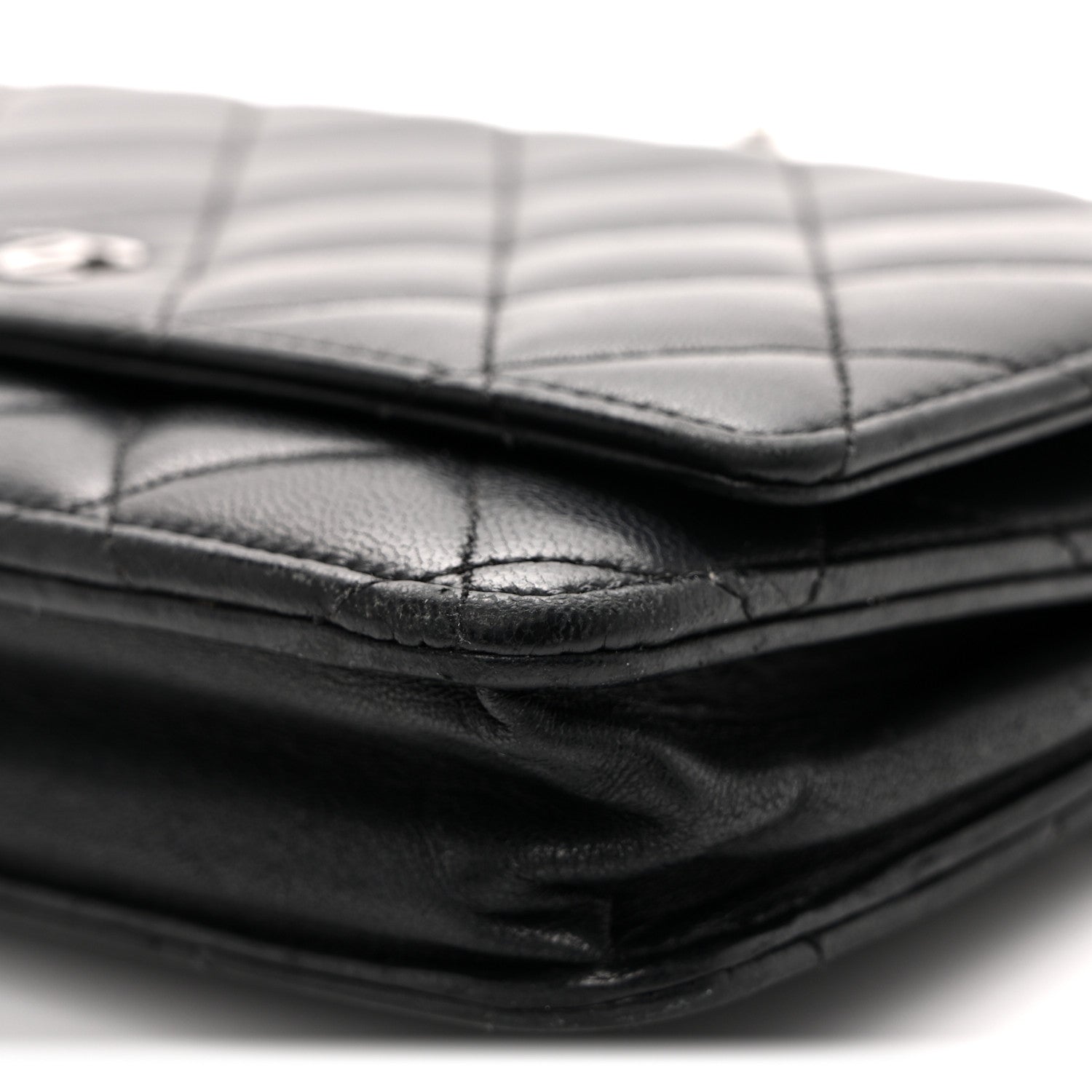 Lambskin Quilted Wallet On Chain WOC Black