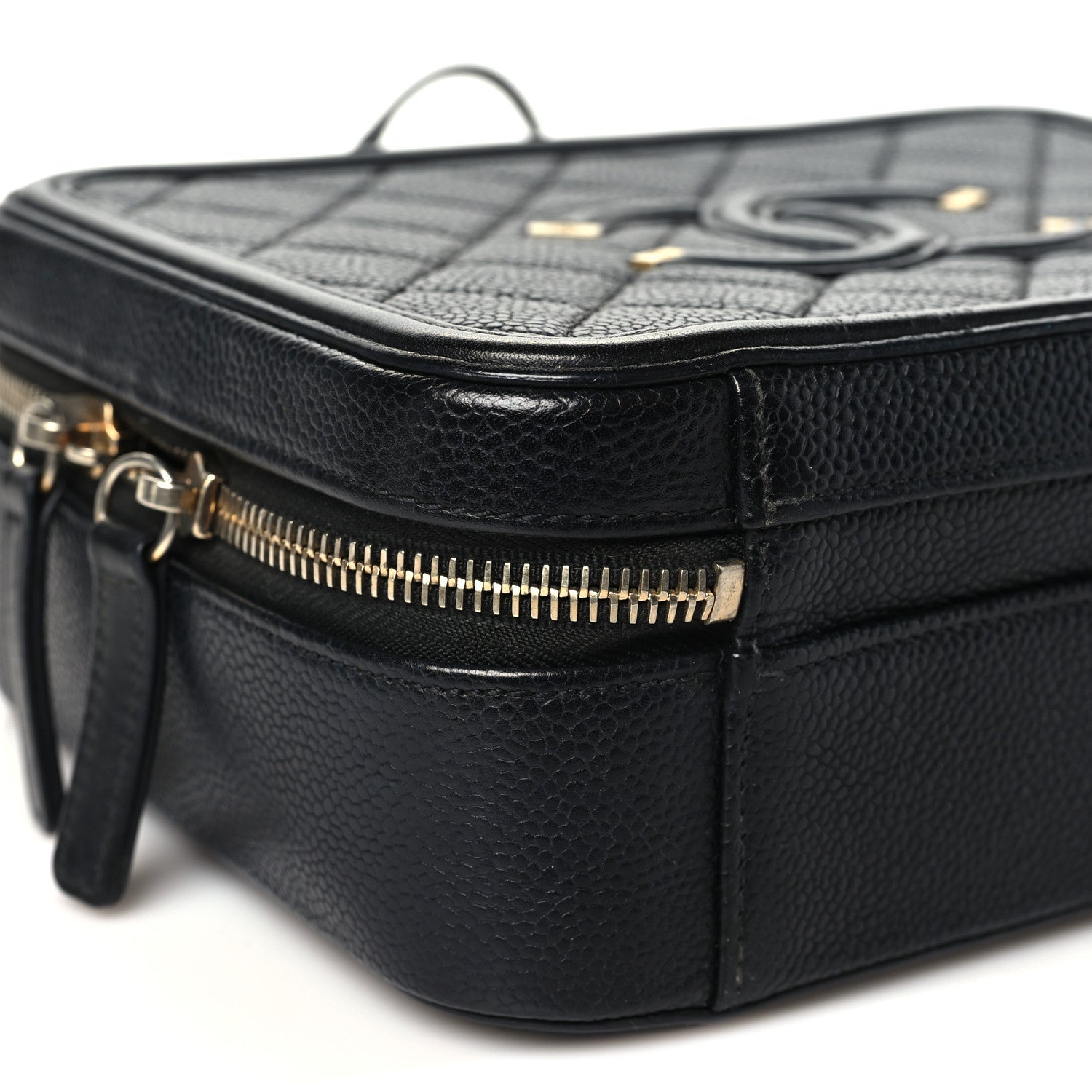 Caviar Quilted Medium CC Filigree Vanity Case Black