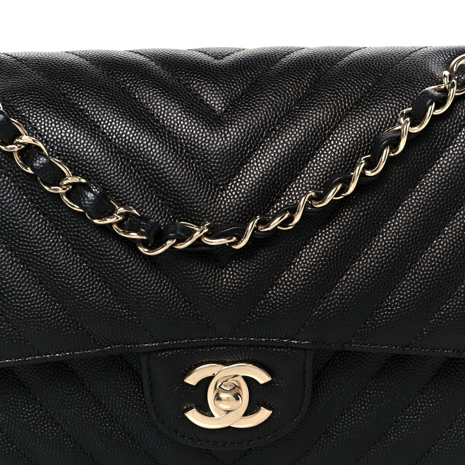 Caviar Chevron Quilted Medium Double Flap Black