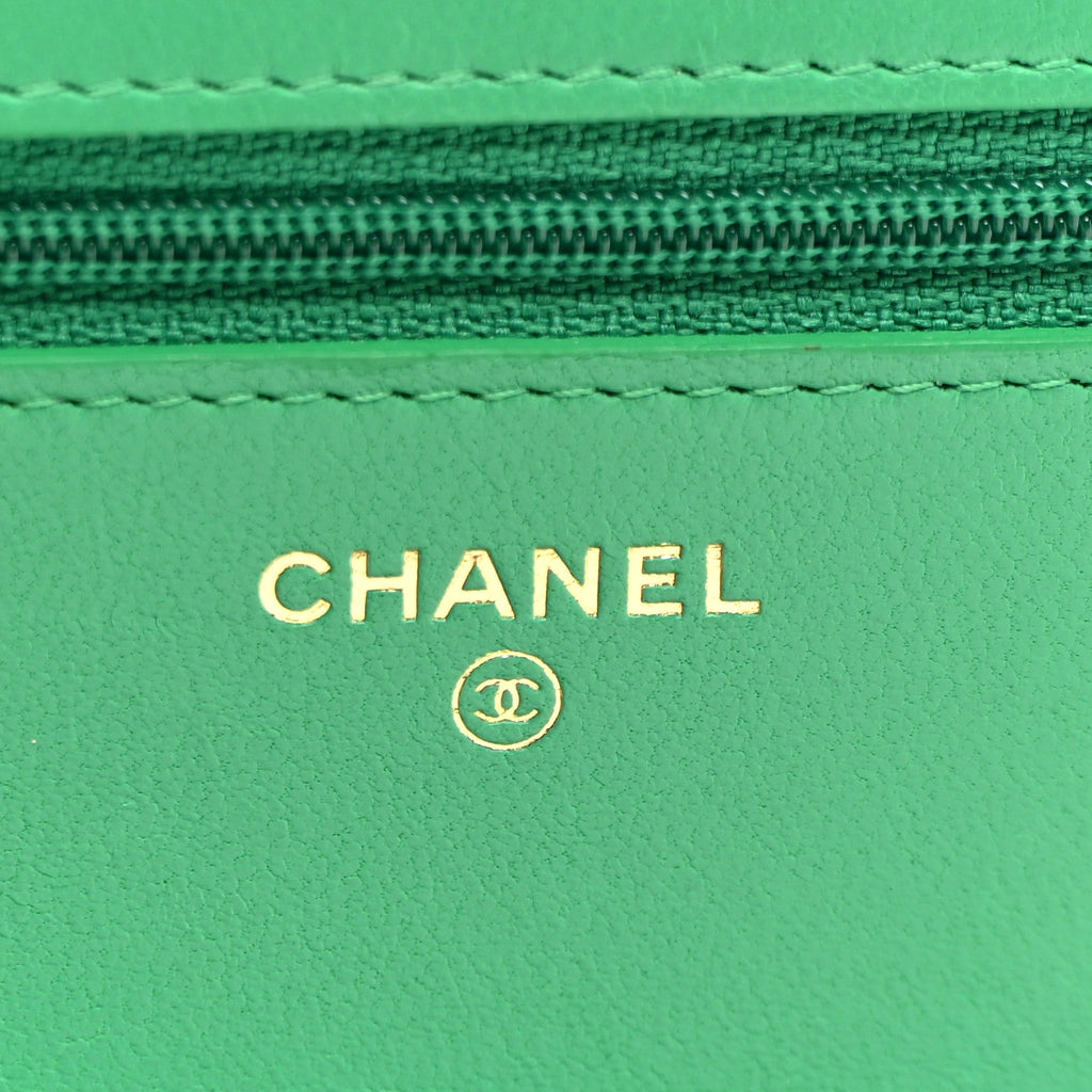 Lambskin Quilted Wallet On Chain WOC Green