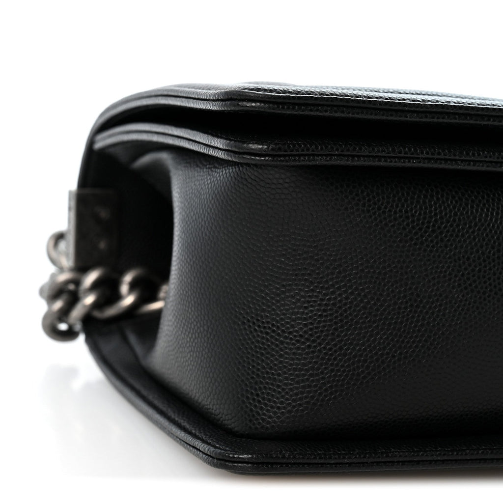 Caviar Chevron Quilted Medium Boy Flap Black