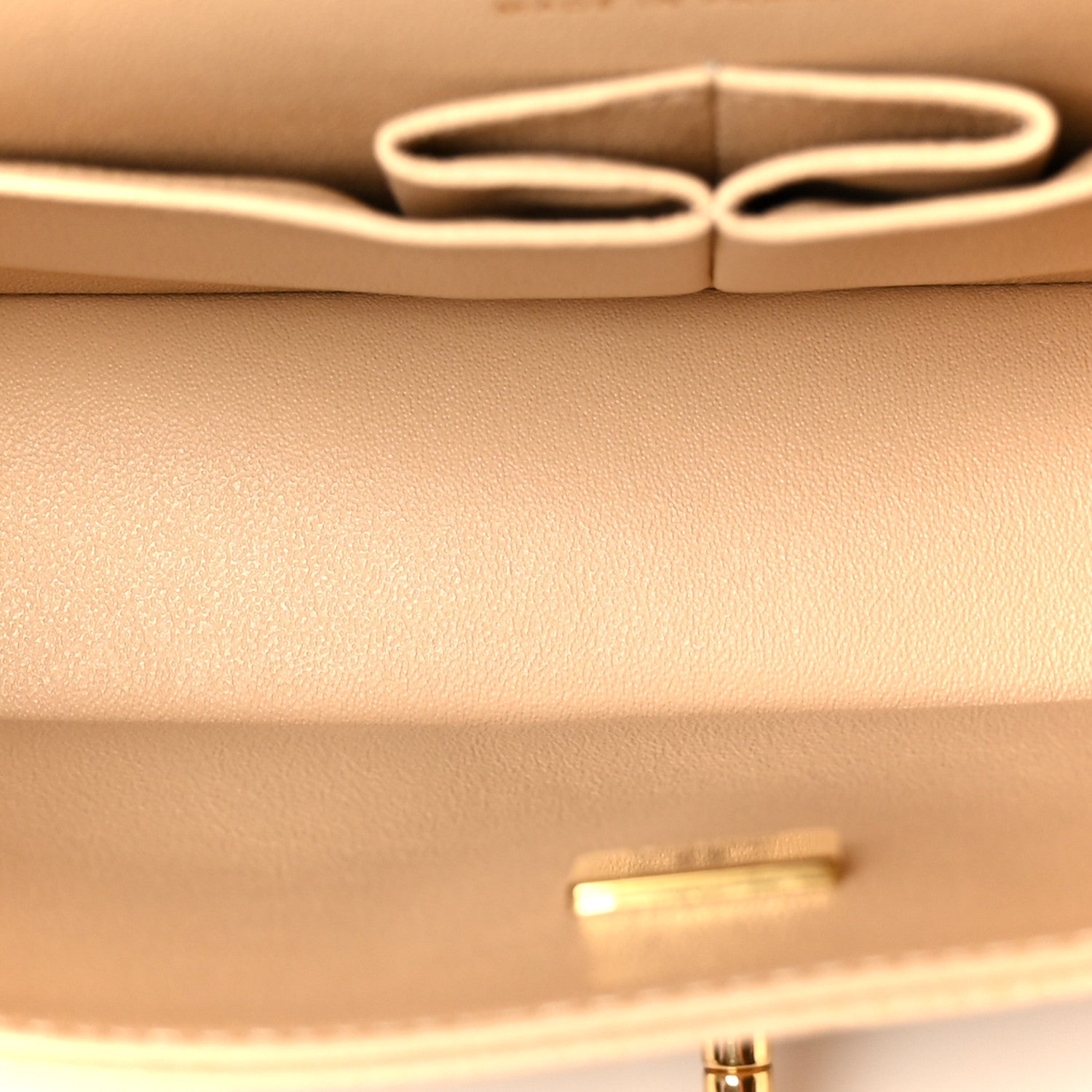 Caviar Quilted Medium Double Flap Beige