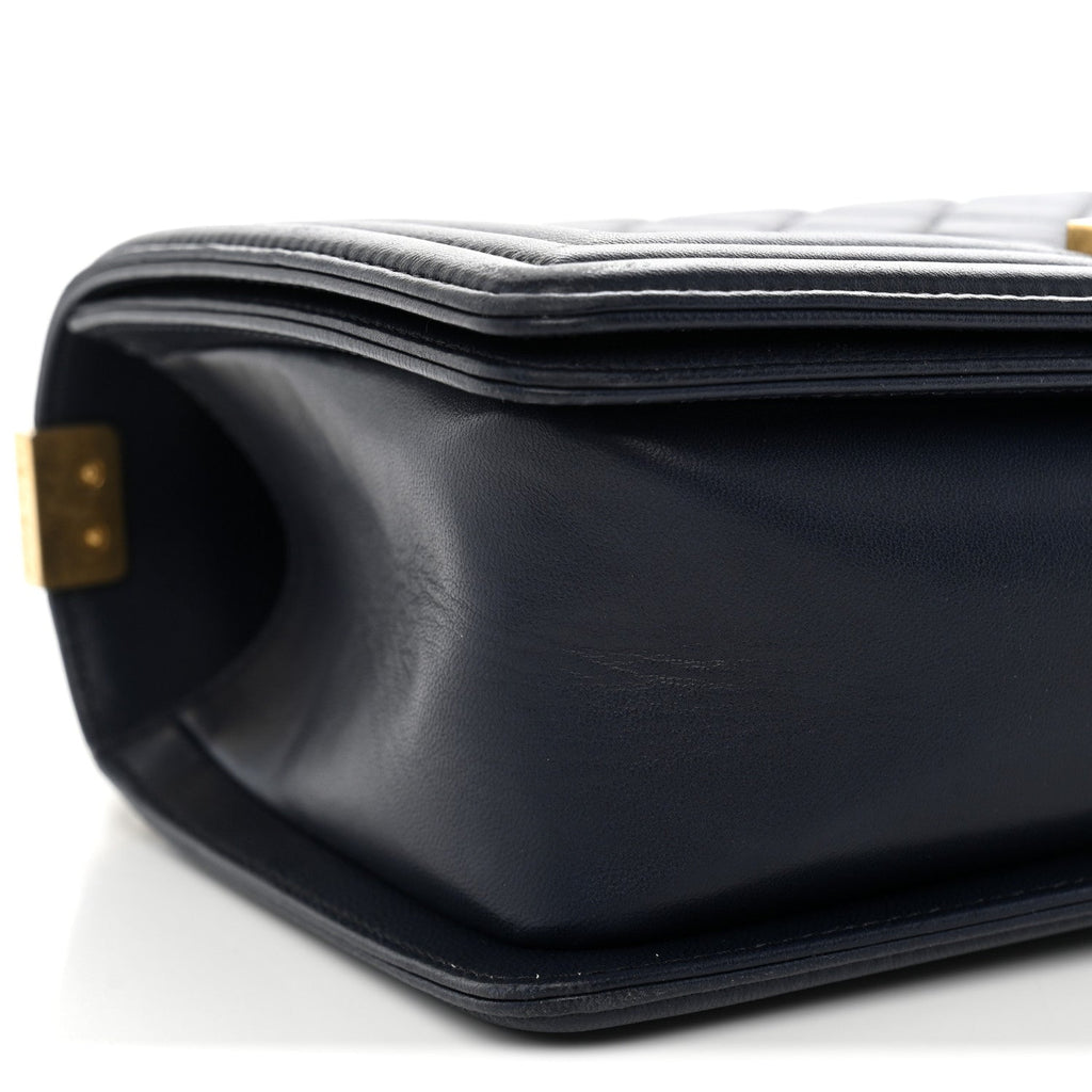 Lambskin Quilted Medium Boy Flap Dark Dark Navy