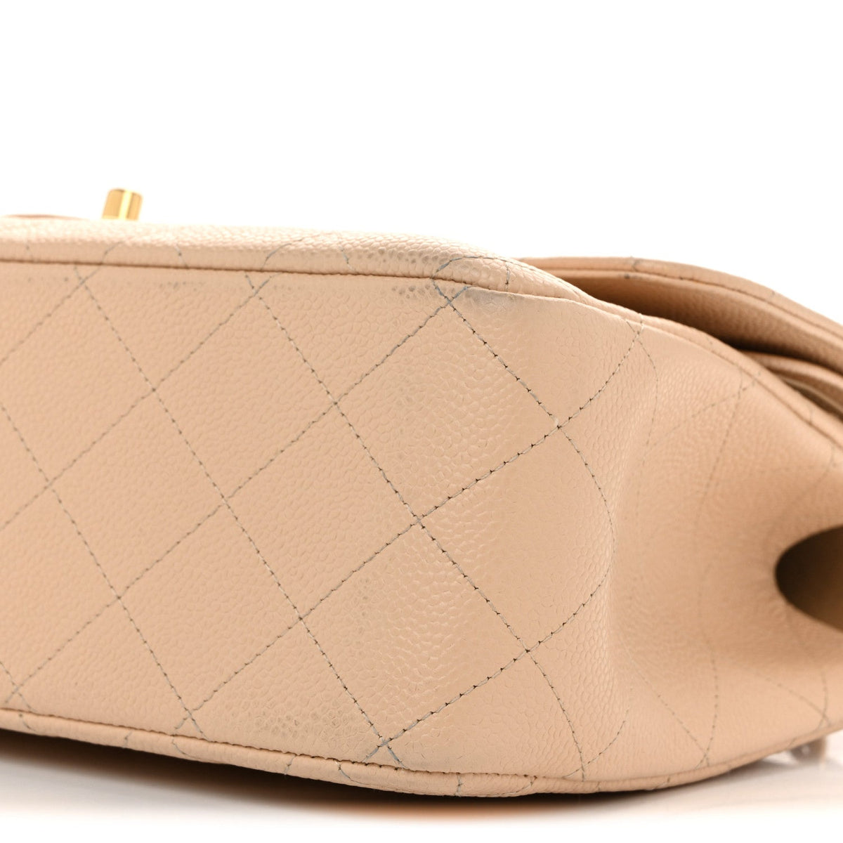 Caviar Quilted Jumbo Double Flap Beige Clair