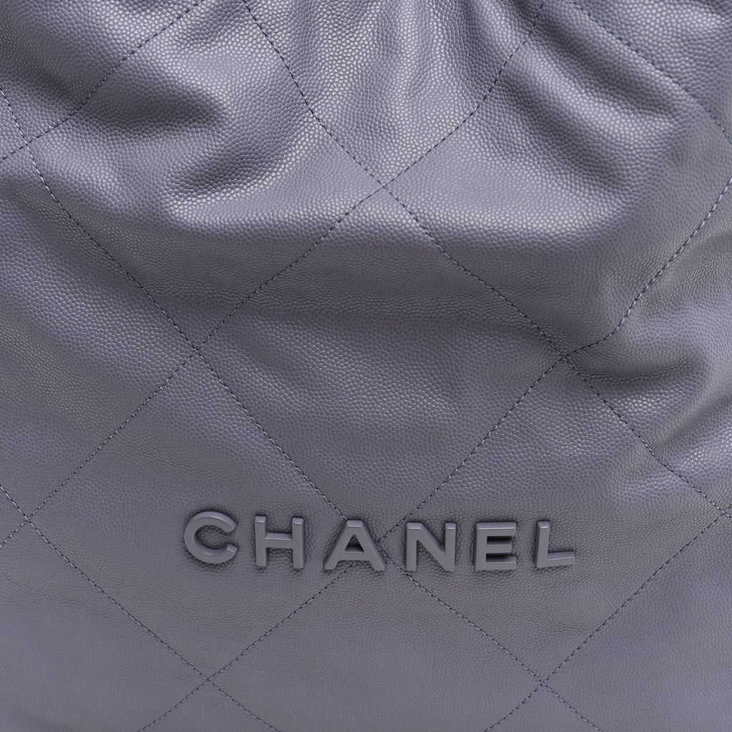 Shiny Caviar Quilted Monochrome Small Chanel 22 Light Purple