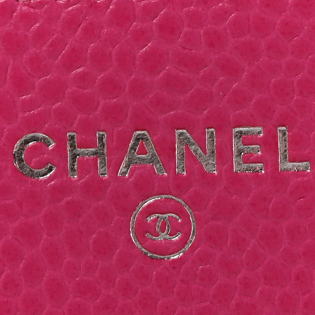 Caviar Enamel Quilted Wallet On Chain WOC Pink