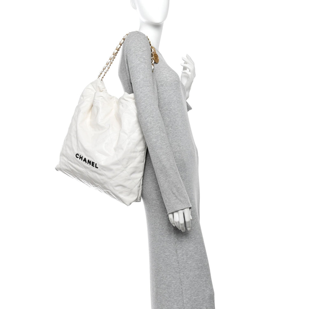 Calfskin Quilted Chanel 22 White