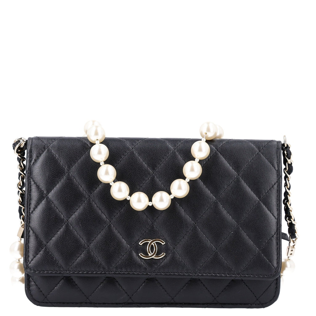Lambskin Quilted Pearl Wallet On Chain WOC Black