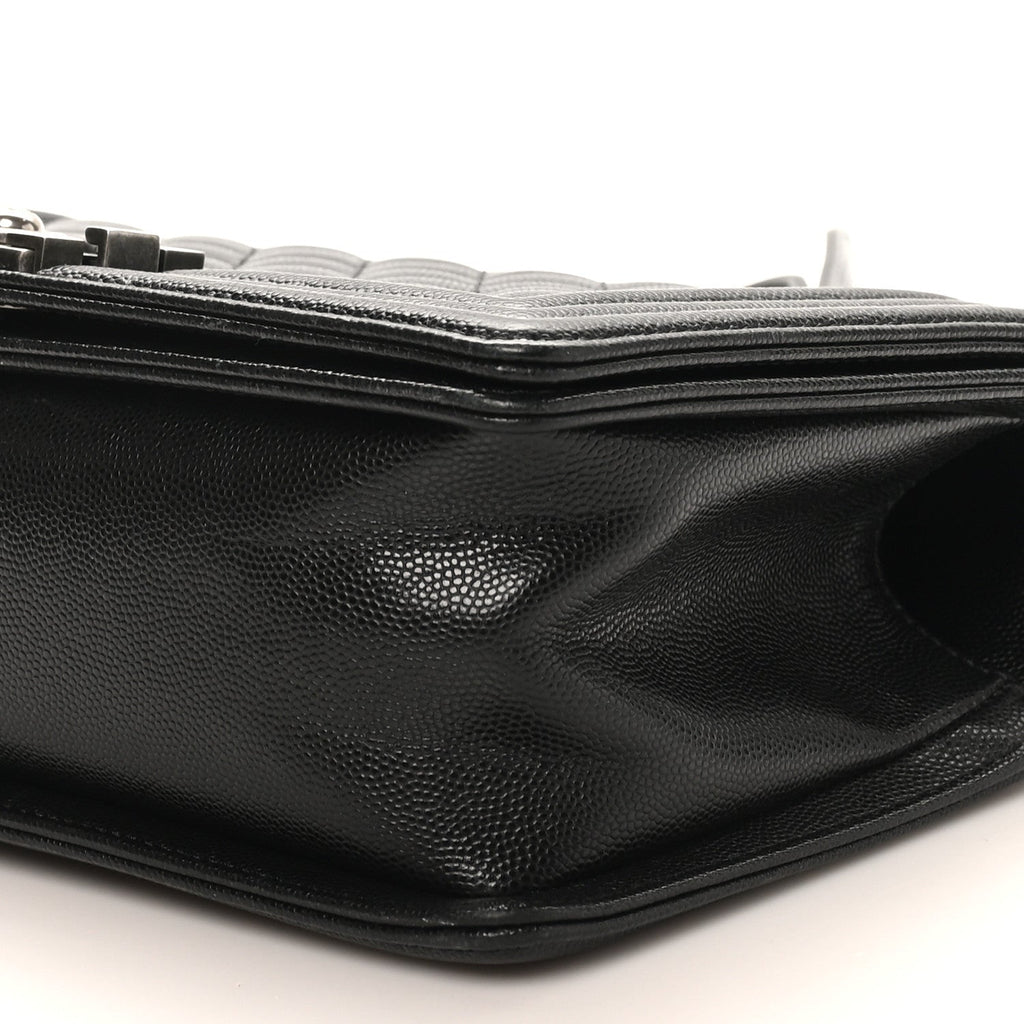 Caviar Quilted Medium Boy Flap Black