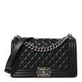 Caviar Quilted Medium Boy Flap Black