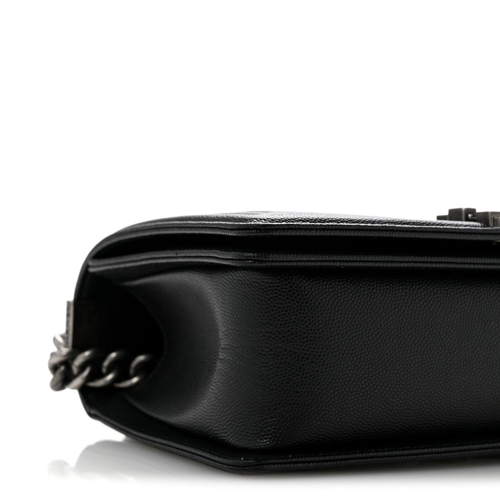 Caviar Quilted Medium Boy Flap Black