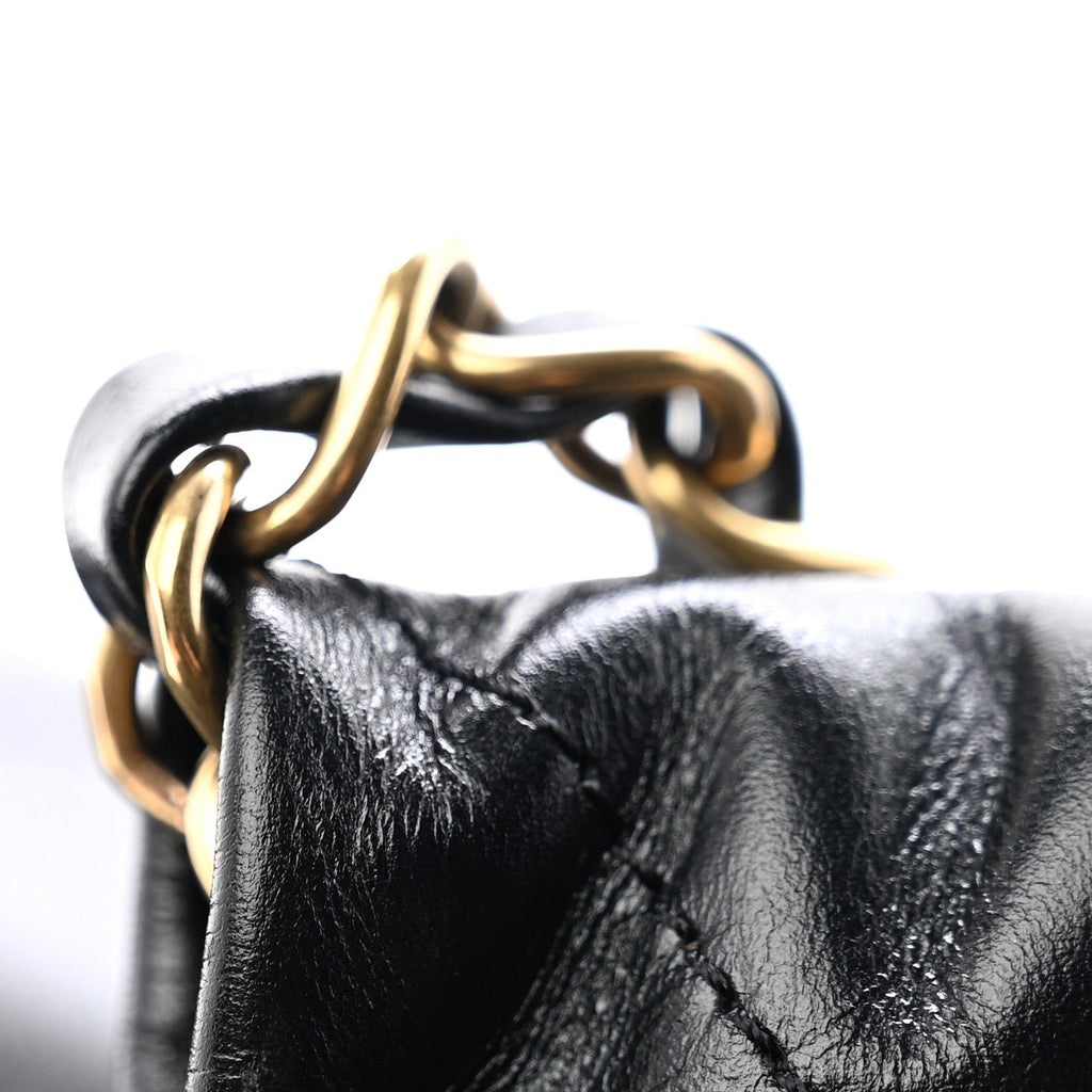 Shiny Calfskin Quilted Chanel 22 Black
