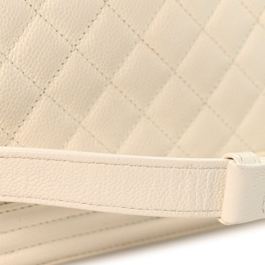 Caviar Quilted Medium Boy Flap White