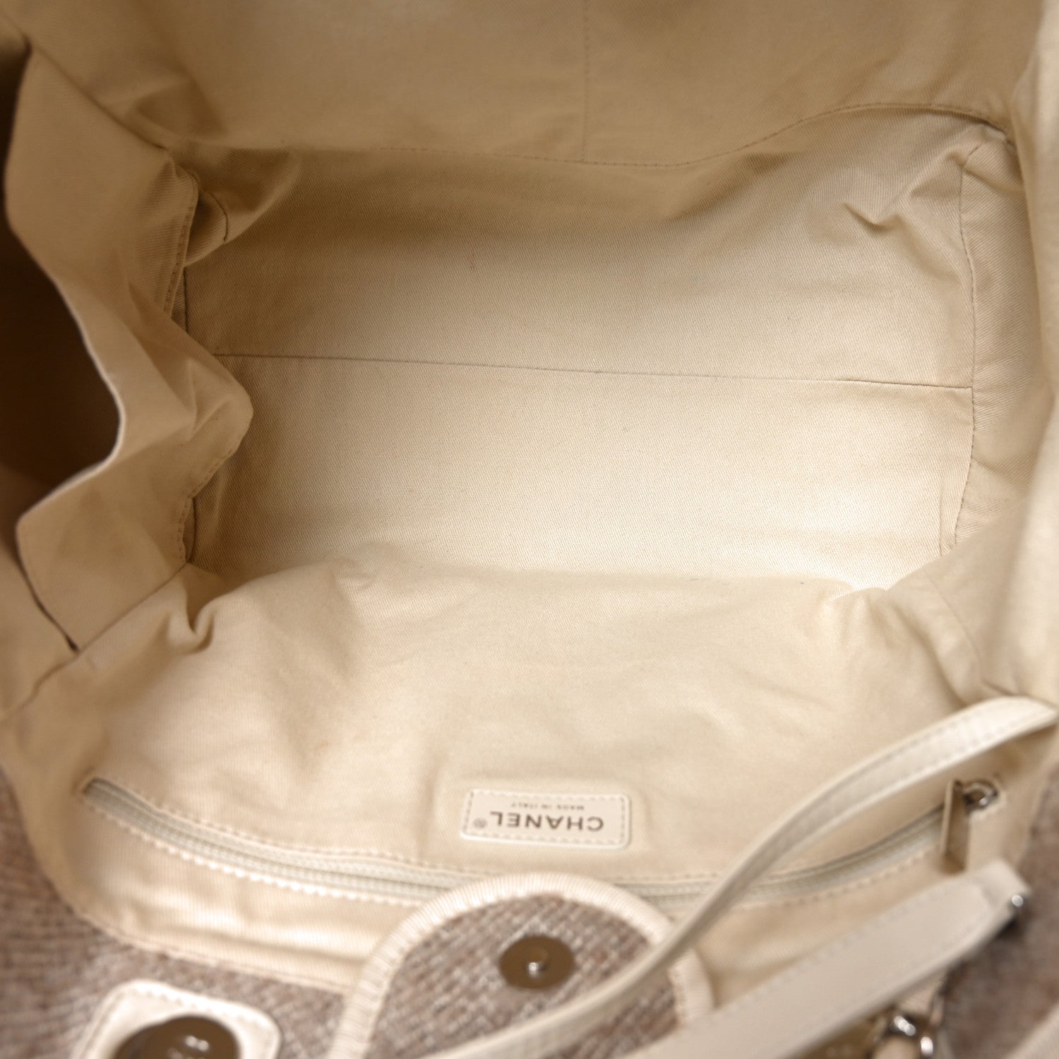 Mixed Fibers Calfskin Medium Deauville Tote Beige