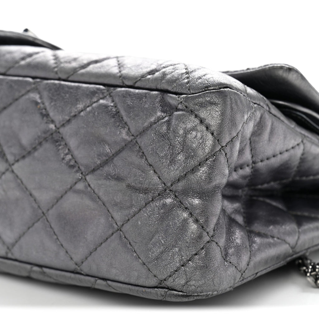 Metallic Aged Calfskin Quilted 2.55 Reissue 227 Flap Dark Silver