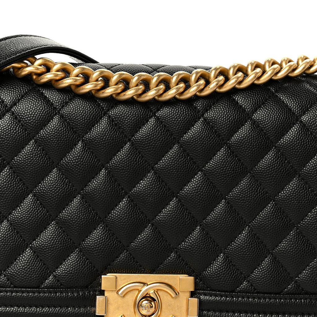 Caviar Quilted Medium Boy Flap Black