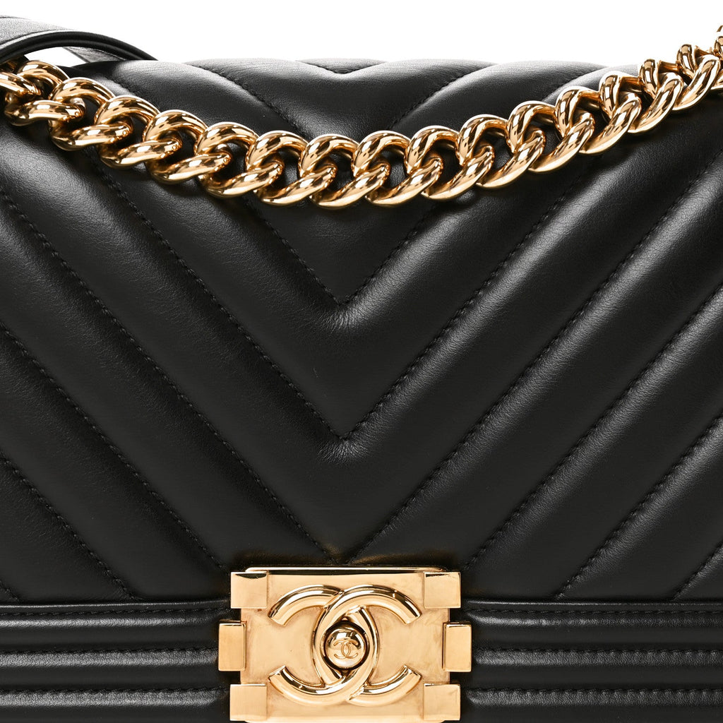 Lambskin Chevron Quilted Medium Boy Flap Black