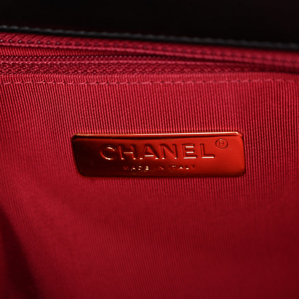 Lambskin Quilted Large Chanel 19 Flap Black