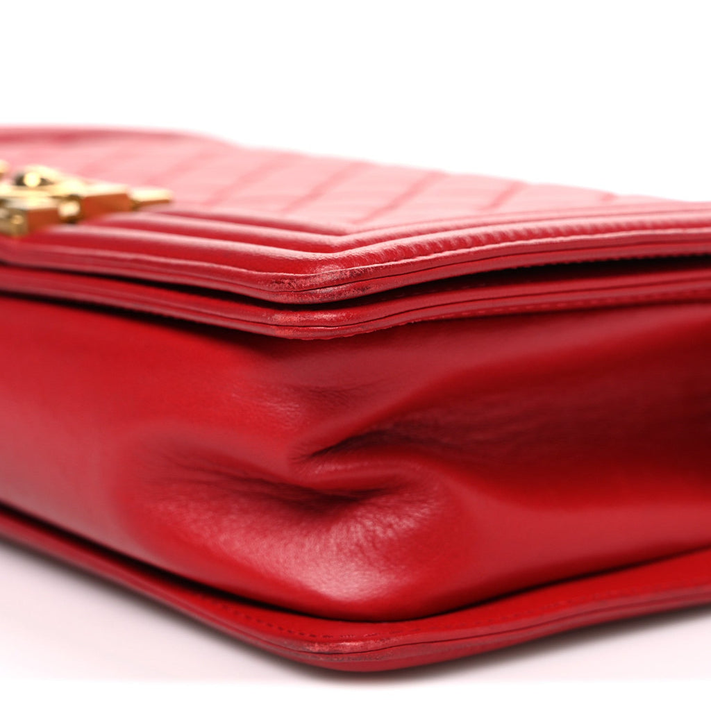 Lambskin Quilted Medium Boy Flap Red