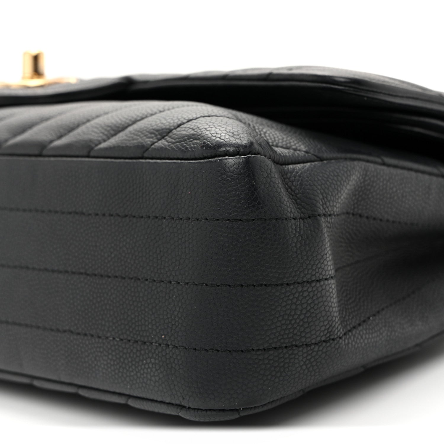 Matte Caviar Chevron Quilted Medium Double Flap Black