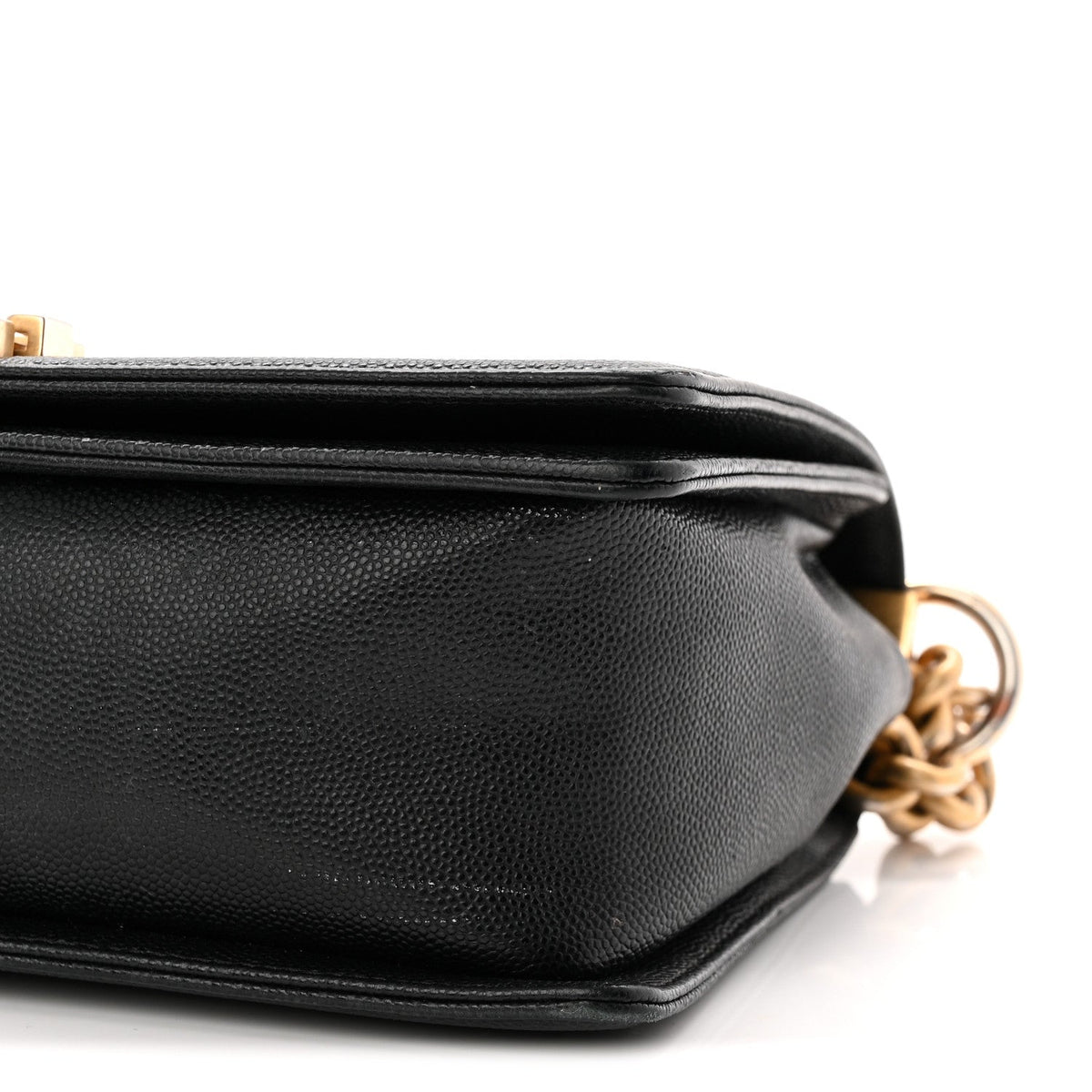 Caviar Quilted Medium Boy Flap Black