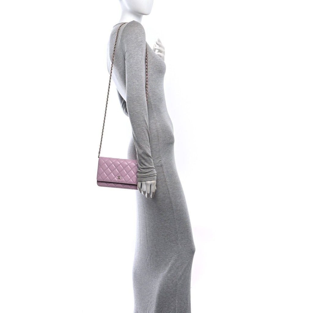 Caviar Quilted Wallet on Chain WOC Light Pink