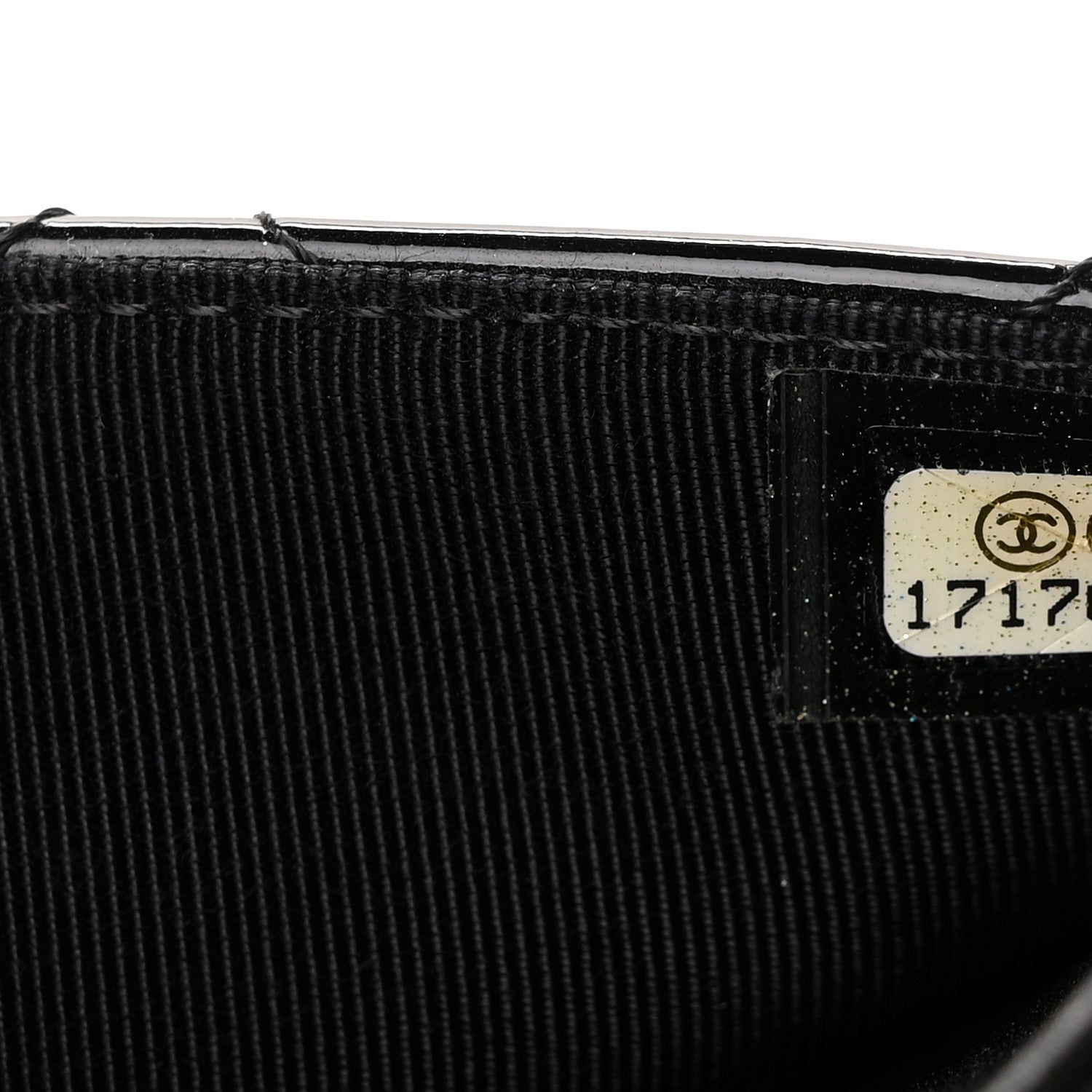 Patent Quilted Wallet On Chain WOC Black