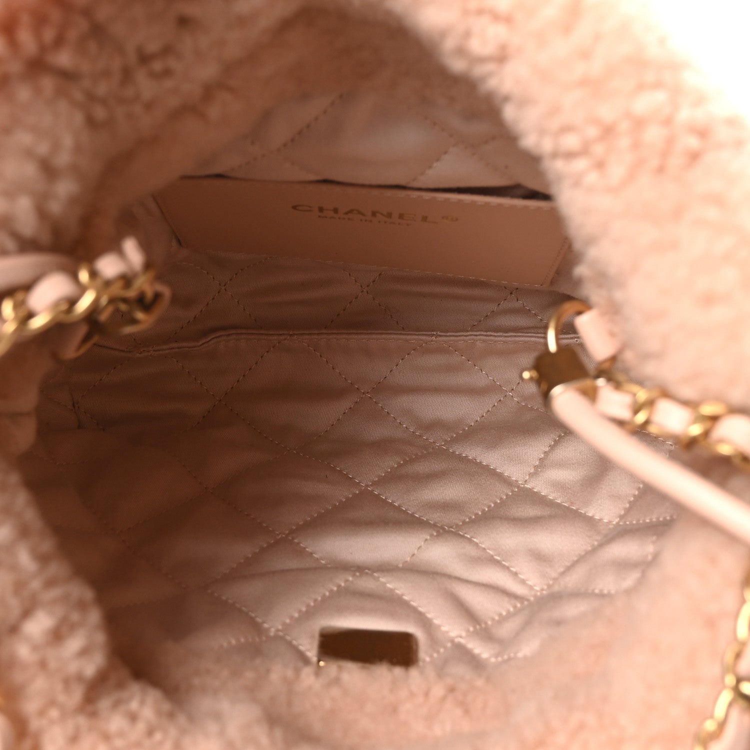 Shearling Quilted Mini Chanel 22 Light Pink