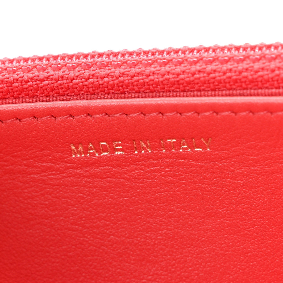 Caviar Quilted Boy Wallet On Chain WOC Red