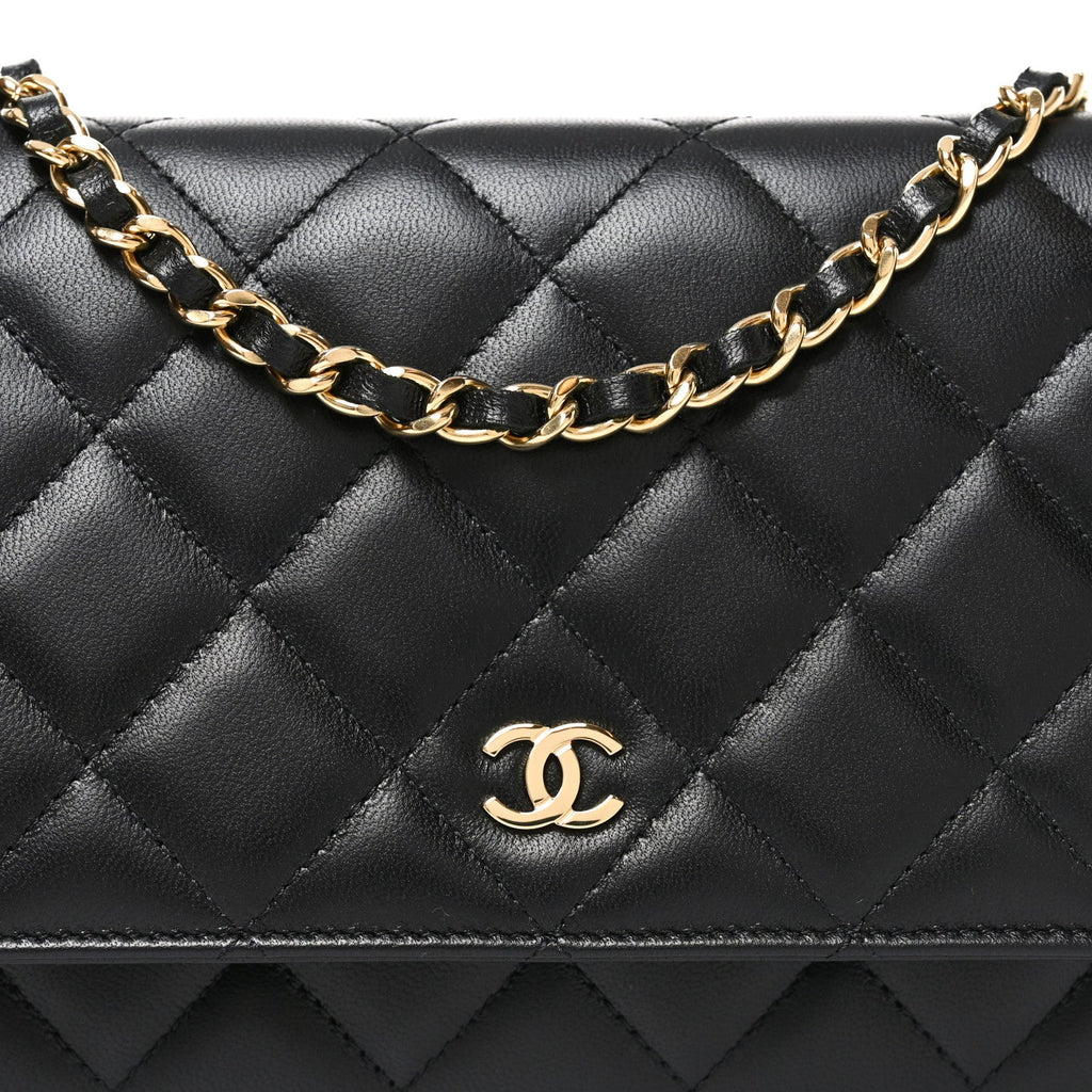 Lambskin Quilted Wallet On Chain WOC Black
