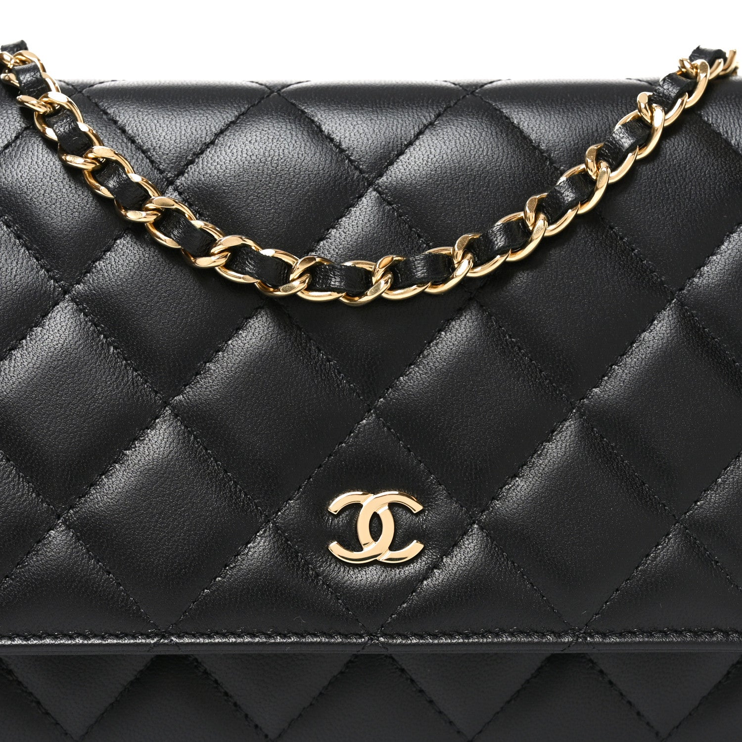 Lambskin Quilted Wallet On Chain WOC Black