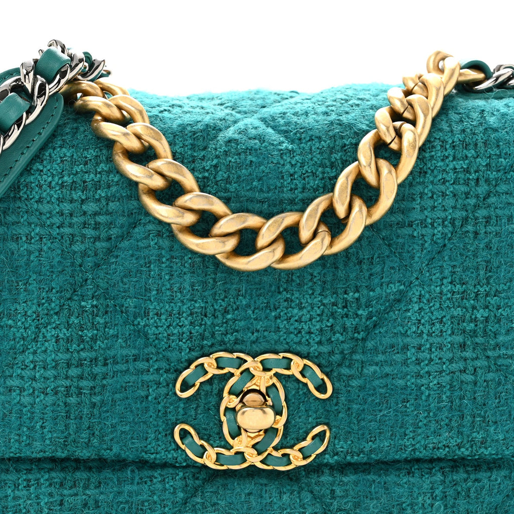 Tweed Quilted Medium Chanel 19 Flap Green