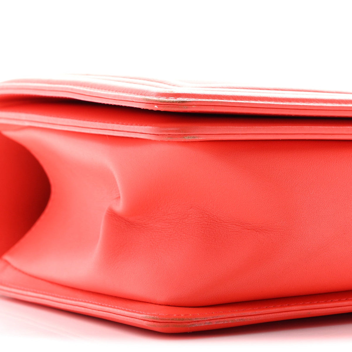 Lambskin Chevron Quilted New Medium Boy Flap Coral