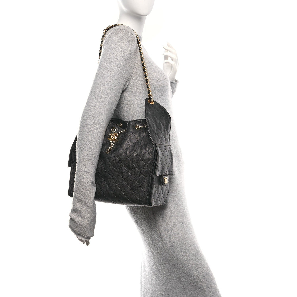Caviar Quilted Medium Chanel 25 Handbag Black