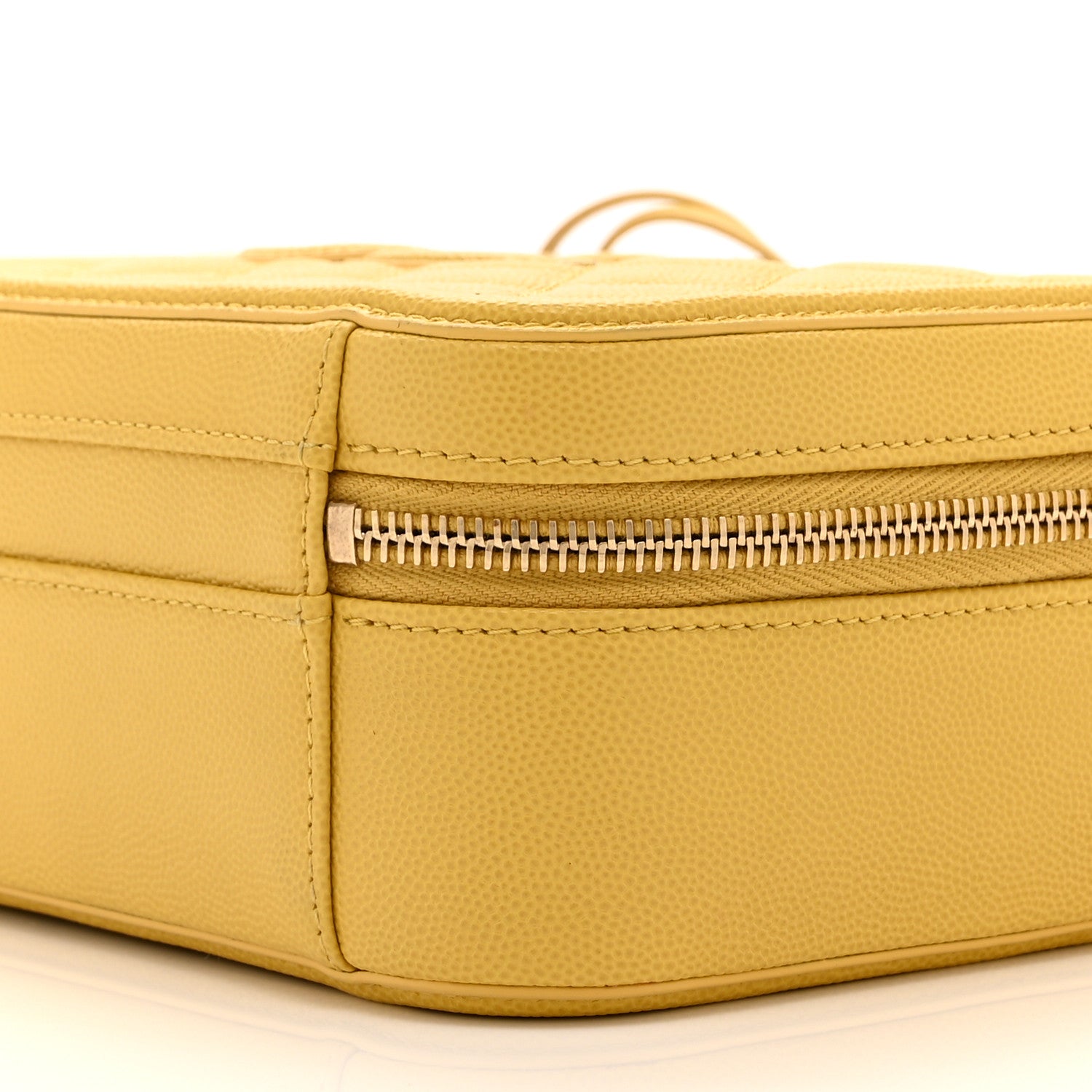 Caviar Quilted Medium CC Filigree Vanity Case Yellow