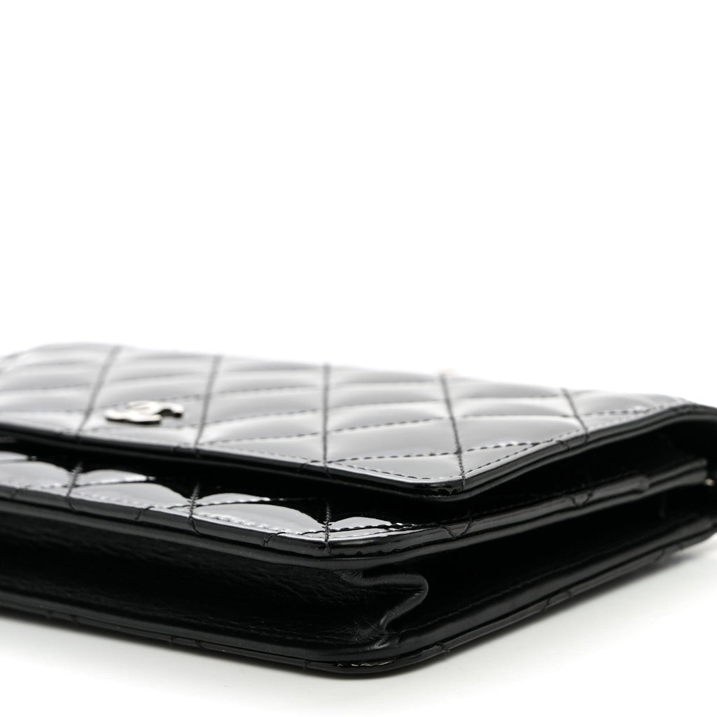 Patent Quilted Wallet On Chain WOC Black