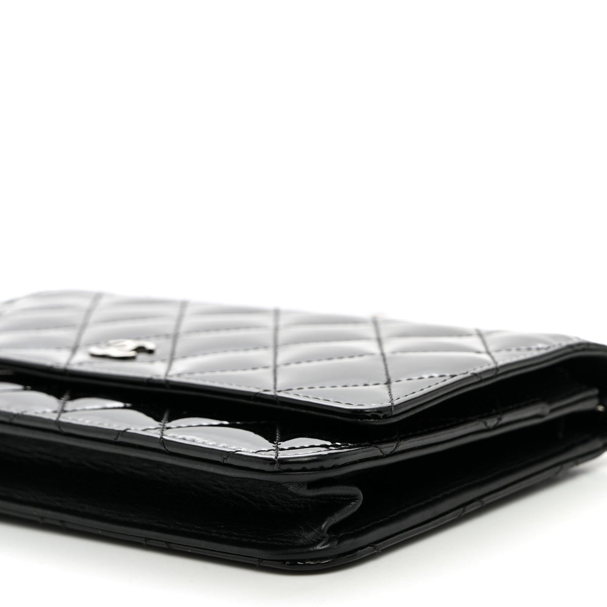 Patent Quilted Wallet On Chain WOC Black